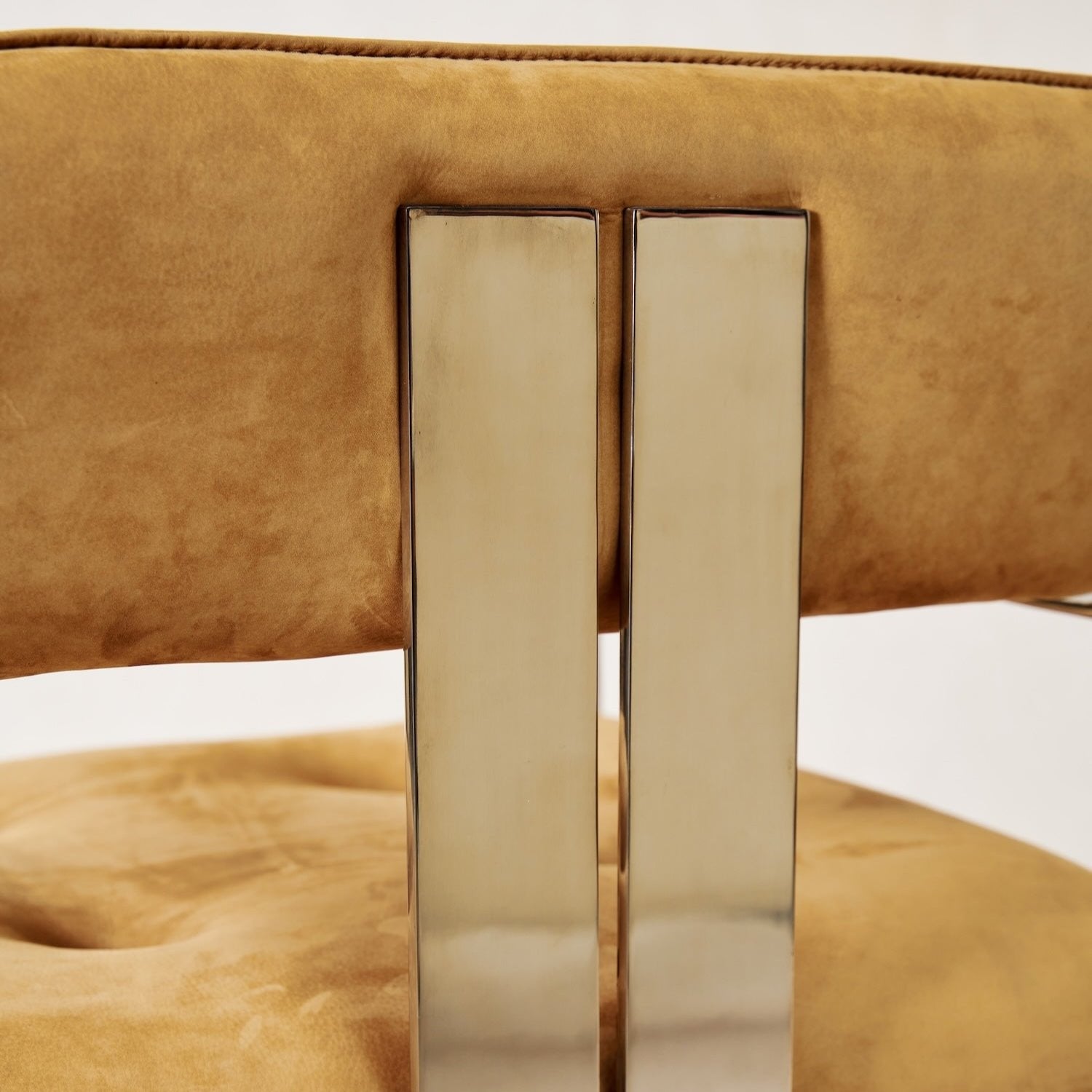 Chaise n°1 - Nubuck Camel