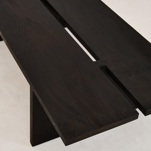 Échantillon de bois noir